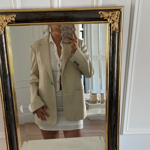 Aritzia Vegan Leather Blazer - Picture 1 of 3